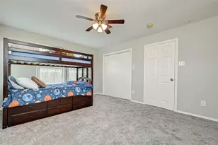 2002 Wimcrest St, Galveston, TX 77551 - Photo 21