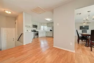 2002 Wimcrest St, Galveston, TX 77551 - Photo 3