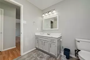 2002 Wimcrest St, Galveston, TX 77551 - Photo 19