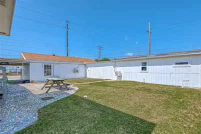 2002 Wimcrest Street, Galveston, TX 77551 - Photo 29
