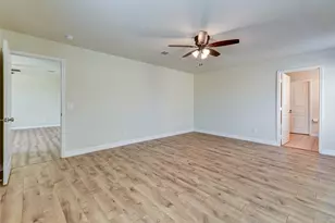 1911 Helvick Blvd, Houston, TX 77051 - Photo 21