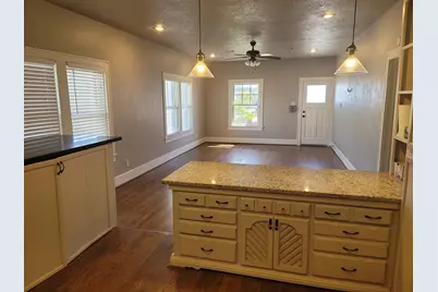 2301 45th Street, Galveston, TX 77551 - Photo 13