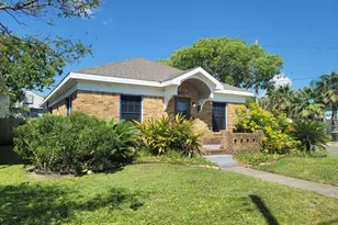 2301 45th St, Galveston, TX 77551 - Photo 1