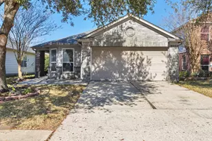 1922 Tomlinson Trail Dr, Houston, TX 77067 - Photo 1