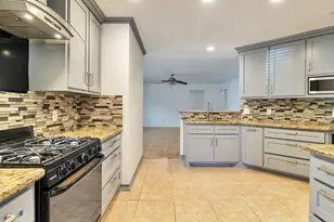 1922 Tomlinson Trail Dr, Houston, TX 77067 - Photo 11