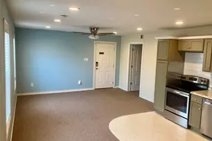 1602 Avenue O, Galveston, TX 77550 - Photo 9