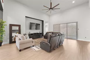 10303 Mesa Dr, Iowa Colony, TX 77583 - Photo 15