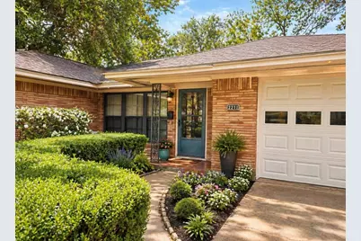 2211 Hialeah Drive, Houston, TX 77018 - Photo 1