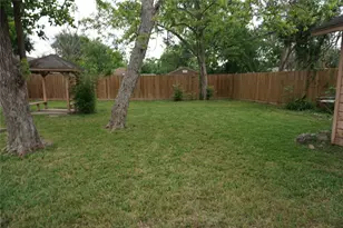 2211 Hialeah Dr, Houston, TX 77018 - Photo 31