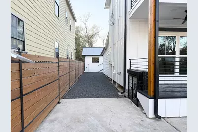 1617 Common Street, Houston, TX 77009 - Photo 3