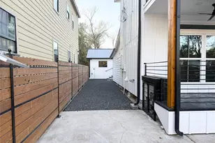 1617 Common St, Houston, TX 77009 - Photo 3