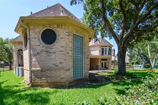 4002 Colony Oaks Dr, Sugar Land, TX 77479 - Photo 45
