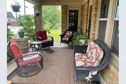 592 E Hempstead Street, Giddings, TX 78942 - Photo 27