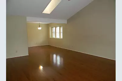 2754 Quarry Hill Road, Sugar Land, TX 77478 - Photo 5