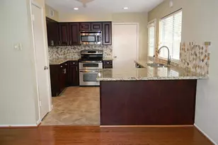 2754 Quarry Hill Rd, Sugar Land, TX 77478 - Photo 11