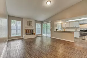 26 W Broken Oak Ct, The Woodlands, TX 77381 - Photo 17