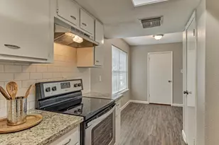 26 W Broken Oak Ct, The Woodlands, TX 77381 - Photo 21
