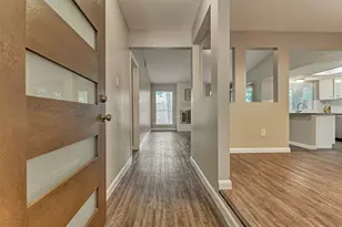 26 W Broken Oak Ct, The Woodlands, TX 77381 - Photo 7