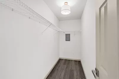 7 S Cypress Pine Drive, The Woodlands, TX 77381 - Photo 17