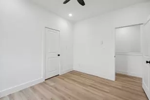 7416 Maxroy St, Houston, TX 77088 - Photo 25