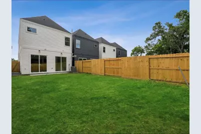7416 Maxroy Street, Houston, TX 77088 - Photo 3