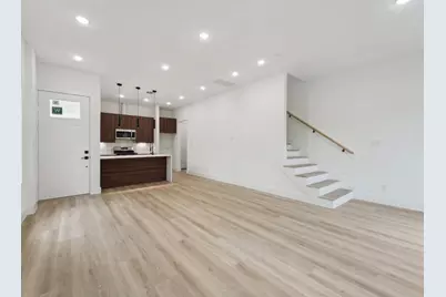 7416 Maxroy Street, Houston, TX 77088 - Photo 9