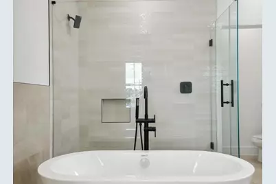 7416 Maxroy Street, Houston, TX 77088 - Photo 21