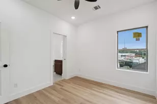 7416 Maxroy St, Houston, TX 77088 - Photo 27