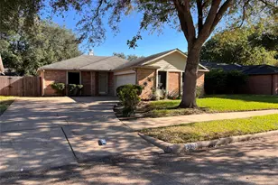 3907 Windmill St, Sugar Land, TX 77479 - Photo 1