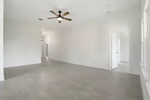 9428 Carlow Ln, La Porte, TX 77571 - Photo 7