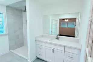 9731 Harrowgate Dr, Houston, TX 77031 - Photo 7