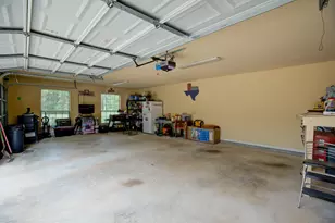 10848 County Rd 311, Rockdale, TX 76567 - Photo 25