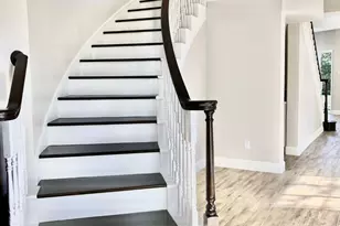 5711 Silver Bay Ct, Sugar Land, TX 77479 - Photo 3