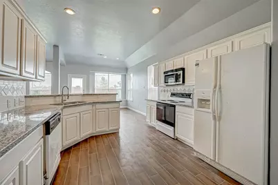 3306 Stratford Pointe Drive, Sugar Land, TX 77498 - Photo 15