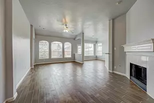 3306 Stratford Pointe Dr, Sugar Land, TX 77498 - Photo 7