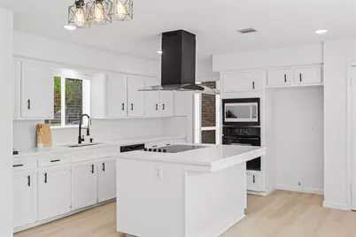 3131 Quail Valley East Drive, Missouri City, TX 77489 - Photo 9