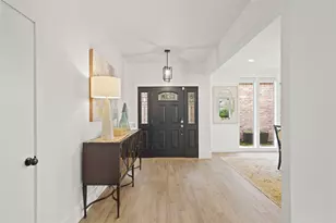 1913 Country Club Blvd, Sugar Land, TX 77478 - Photo 5