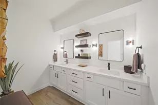 1913 Country Club Blvd, Sugar Land, TX 77478 - Photo 27