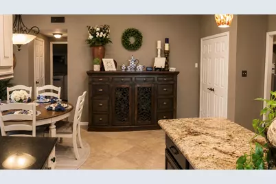 4515 Parkleaf Drive, Baytown, TX 77521 - Photo 11