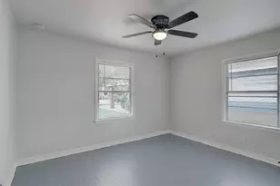 1009 15th Ave N, Texas City, TX 77590 - Photo 9