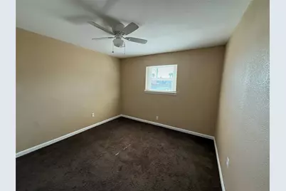 2716 Avenue Q #5, Galveston, TX 77550 - Photo 11