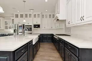 543 Kingston Ln, Shenandoah, TX 77384 - Photo 11