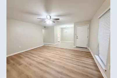 130 Oyster Creek Drive #19, Lake Jackson, TX 77566 - Photo 3