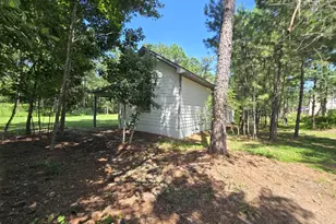 135 Brittany Ln, Cleveland, TX 77328 - Photo 13