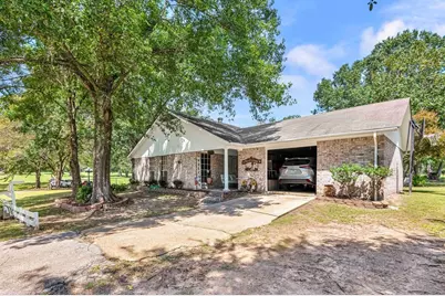249 Cr 350, Broaddus, TX 75929 - Photo 5