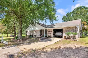 249 CR 350, Broaddus, TX 75929 - Photo 5