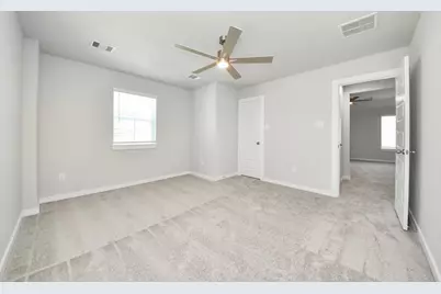8459 Northern Pintail Drive, Houston, TX 77049 - Photo 37