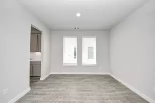 8459 Northern Pintail Dr, Houston, TX 77049 - Photo 7