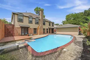 219 Big Hollow Ln, Houston, TX 77042 - Photo 43