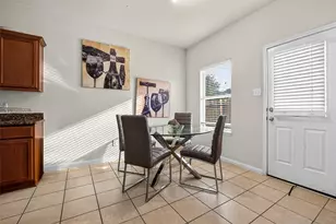 10221 Stone Gate Dr, Conroe, TX 77385 - Photo 13